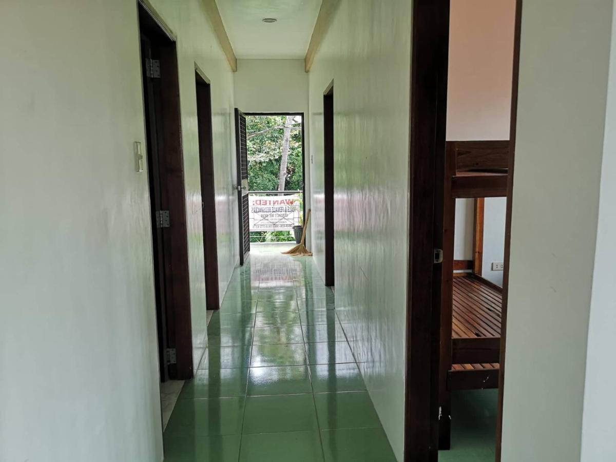 Estrelle Orange House - Backpackers Hub Puerto Princesa Exterior foto