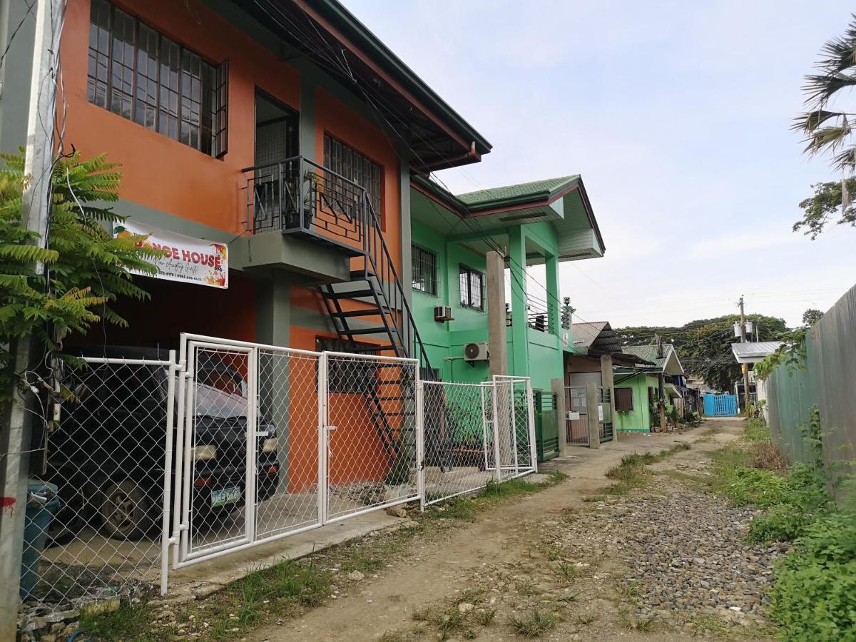 Estrelle Orange House - Backpackers Hub Puerto Princesa Exterior foto