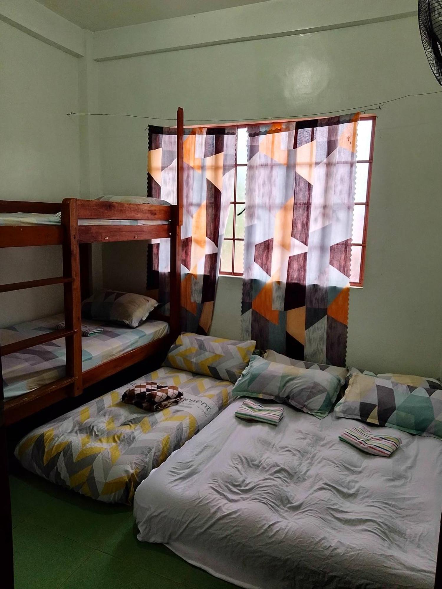 Estrelle Orange House - Backpackers Hub Puerto Princesa Exterior foto